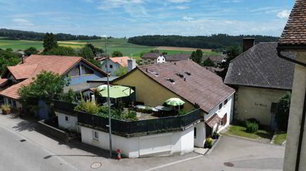 Immeuble d'habitation on sale in Lamboing - 320 m² 1/5