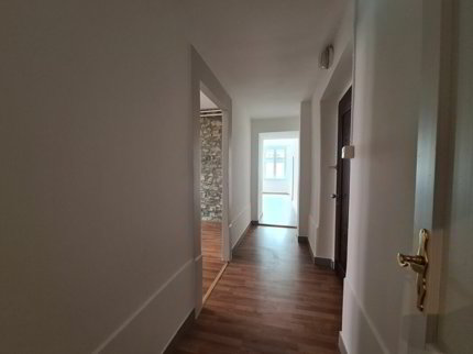 Appartement de 2.5 pièces en location à La Chaux-de-Fonds 1/5