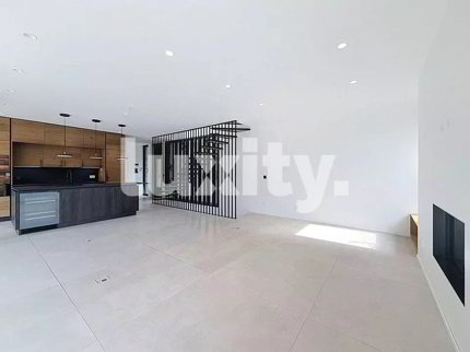 Maison individuelle de 6 pièces en vente à Chêne-Bougeries - 231 m² 1/3