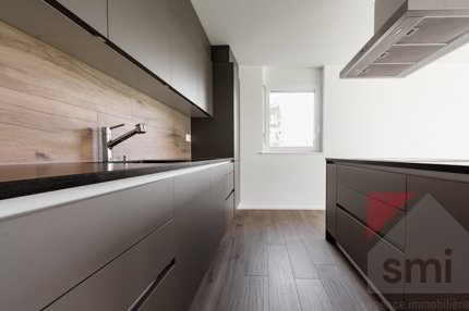 Appartement PPE with 4.5 rooms on sale in Chemin de la Rosalette - 143 m² 1/5