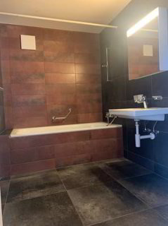 Bel appartement de 3.5 pièces avec terrasse 1/5