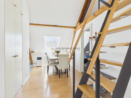 Exklusives Wohnen mit Galerie, Cheminée und Zürichsee in Gehdistanz 1/5