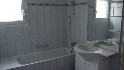 Charmant appartement de 4.5 pièces au rez avec terrasse 1/5