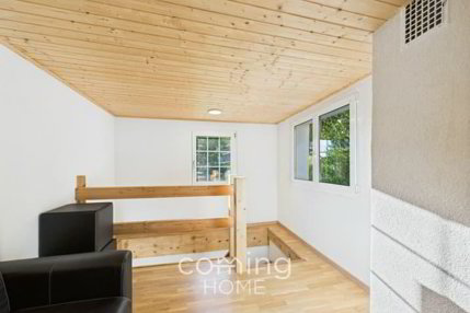 Neuwertige 1.5 Zimmerwohnung mit Bergsicht an ruhiger sonniger Lage 1/5