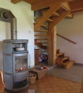FERME TYPIQUE DES FRANCHES-MONTAGNES 1/5