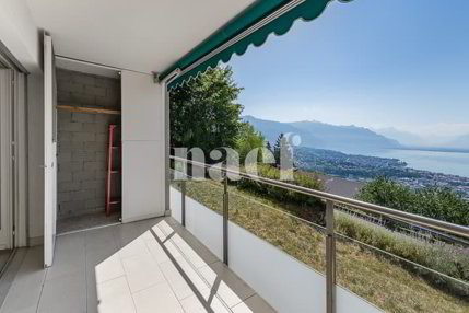 Appartement en duplex de 4.5 pièces avec vue panoramique sur le lac à... 1/5