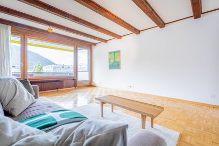 Charmante 2.5-Zimmer-Dachgeschosswohnung im Bündaquartier 1/5