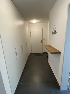 moderne 3.5 Zi.-Wohnung im Dorfzentrum 1/5