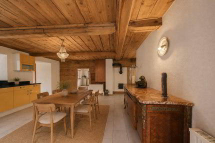 Sanierte 3.5 Zimmer Wohnung im Chalet Stil in Törbel - sonnige Hanglage mit Bergsicht 1/5