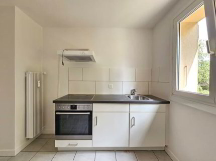 Helle 3-Zimmer-Wohnung an ruhiger Lage in Biel 1/5