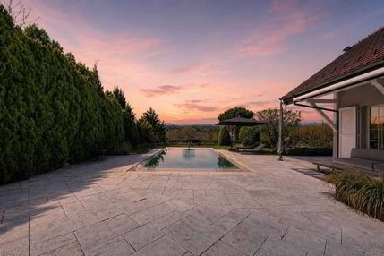 Villa d'exception avec piscine à débordement 1/5