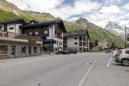 Commerce with 2 rooms on sale in Zinal - 46 m² 1/5