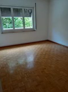 Helle und gemütliche 2.5-Zimmerwohnung an zentraler Lage 1/5