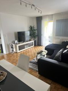 Helle 3.5-Zimmerwohnung mit zwei Balkonen in Biel 1/5