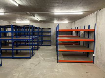 Depot 52.3 m2 au centre de Genève 1/1