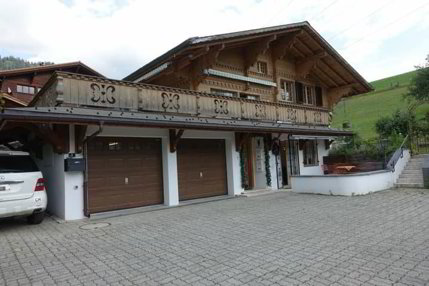 Absolutes Bijou - Freistehendes Chalet in Saanen-Gstaad 1/5