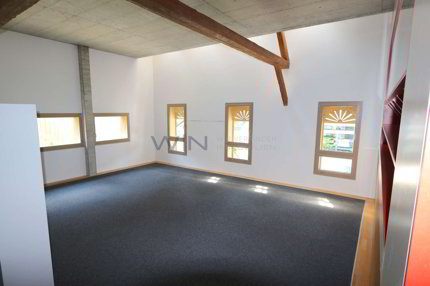 Commercial for rent in Kloten, Switzerland 1/5