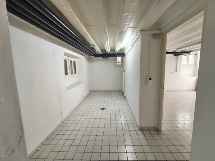 Grand local polyvalent idéalement situé à Lausanne 1/5