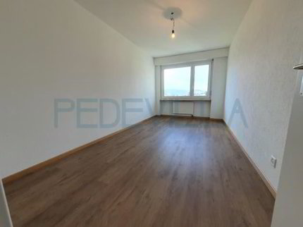 Moderne 4.5 Zi.-Wohnung zu vermieten 1/5