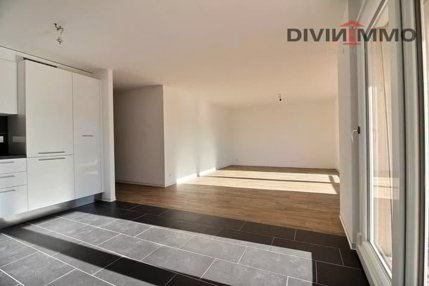 Bel appartement de 4.5 pièces avec box et place de parc 1/5