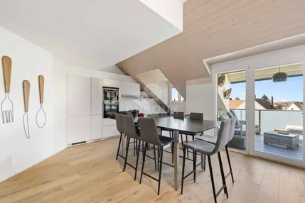 MAGNIFIQUE APPARTEMENT EN DUPLEX DE 5 PCS AU CUR DE GLAND 1/5