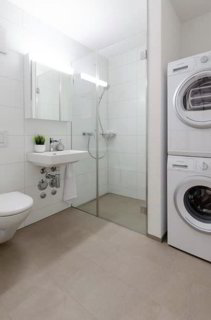 Traumwohnung im Neubau mit grosser Loggia 1/5