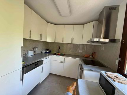 Freistehendes 5.5 Zimmer-Einfamilienhaus an ruhiger Lage in Gals 1/5
