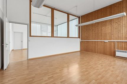 Atelier for rent in Root - 58 m² 1/3