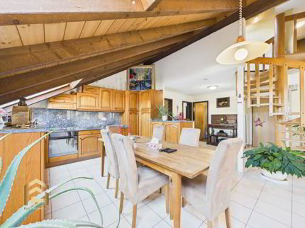 Charmante Duplex-Dachwohnung mit herrlicher Bergsicht 1/5