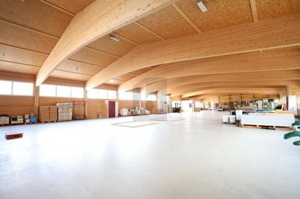 Local commercial de 1 pièce en location à Oberbipp - 935 m² 1/5