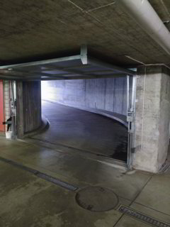 Tiefgaragenplatz 1/3