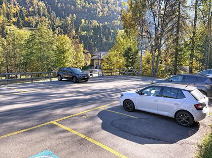 Aussenparkplatz - einfach, praktisch und sofort verfügbar 1/5
