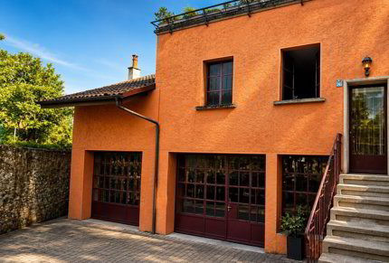 Commercial for sale in Grandson, Switzerland 1/1