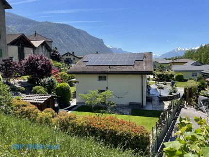 SEHR GUTE GELEGENHEIT Villa mit sehr gutem Standard und Nebengebäude 1/5