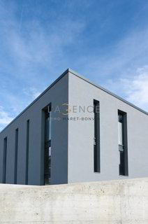 Moderne Industriehalle zu vermieten – 142 m², Zone Redin, Savièse 1/3