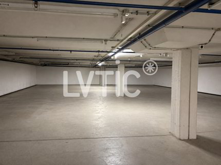 Dépôt en location à Avenue de la Gare 16 - 680 m² 1/3