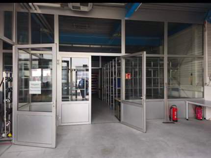 local artisanal ou commercial à Martigny 120m² - Zone des Grandes Maresches 1/5