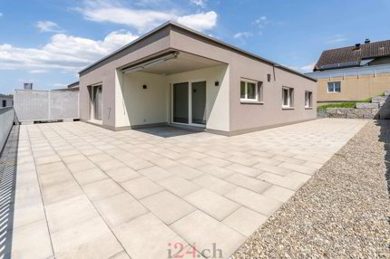 Attique de 4.5 pièces en location à Schübelbach - 116 m² 1/5