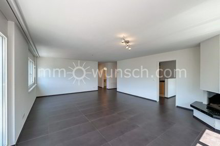 Exklusive 4 ½ Zi. Mietwohnung, mit traumhafter Seesicht in Walchwil 1/5