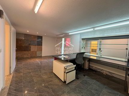 Werkstatt, Lager oder Showroom - Hier ist alles möglich 1/5