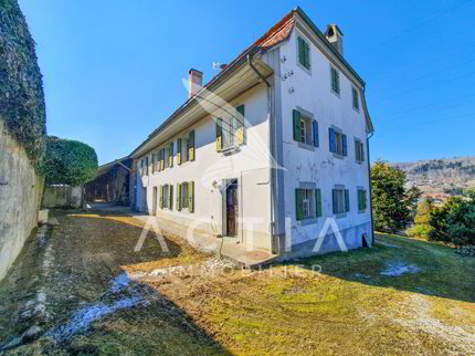 Atypisches Grundstück ausserhalb der Bauzone | Wohnhaus + Rural 1/5