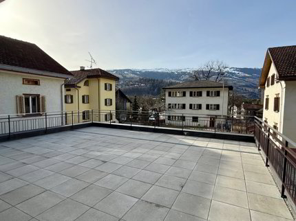 4-Zimmer-Wohnung mit Bergsicht 1/5