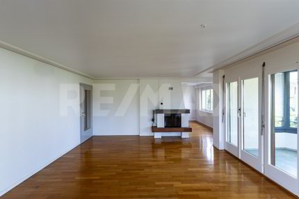 4.5-Zimmer-Wohntraum in Steckborn  Wintergarten, Kamin & Abendsonne 1/5