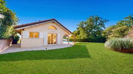 Champagne : Villa familiale avec piscine chauffe, sans vis- - vis 1/5