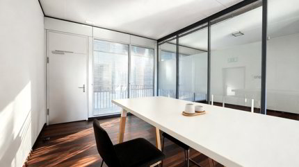 Bureau de 3 pièces en location à Hünenberg - 98 m² 1/5