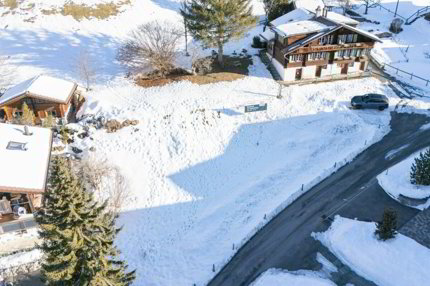 Exklusives Bauland an bester Sonnenhanglage in Grindelwald - Wohnen mit Panoramablick, ideal für ein Ein- oder Zweifamilienhaus 1/5