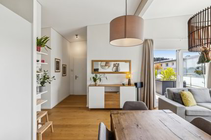 EXKLUSIVITÄT I Wunderschönes 4,5-Zimmer-Attikageschoss mit grosser Terrasse 1/5