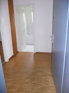 Grand appartement de 2,5 pièces avec balcon et vue sur le lac 1/5