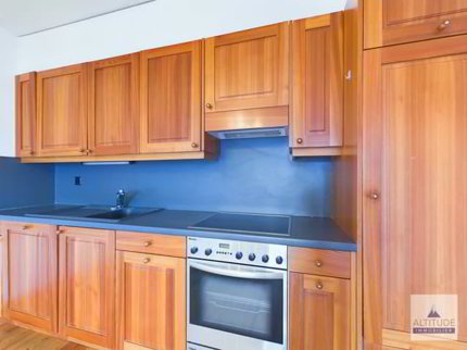 Charmant appartement de 2,5 pièces à Crans-Montana avec vue panoramique 1/5