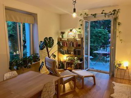 Charmant appartement de 3 pièces avec balcon et accès au jardin. 1/5